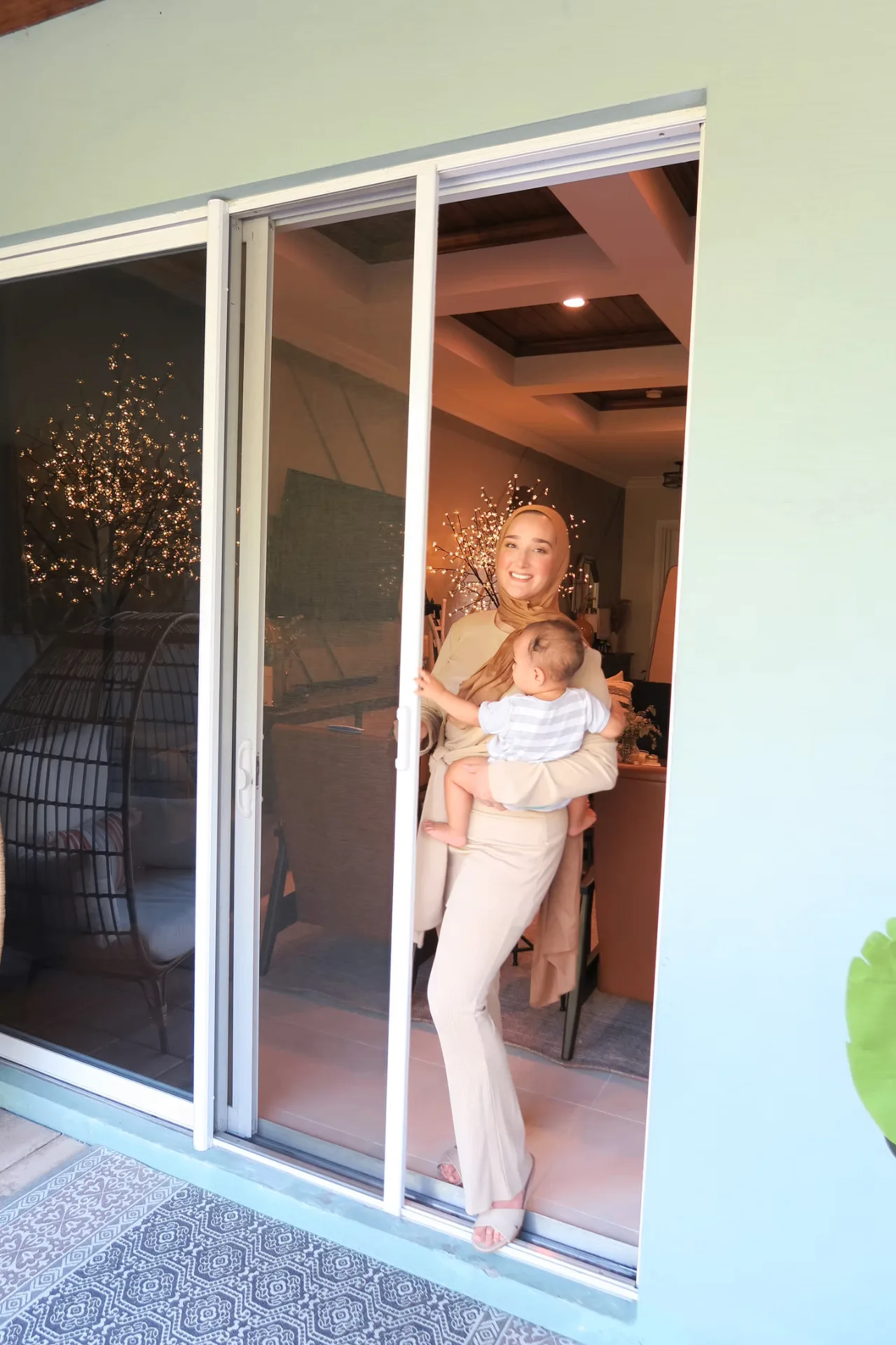 Mirage retractable screen example 7